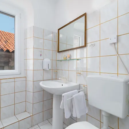 Square View-heritage