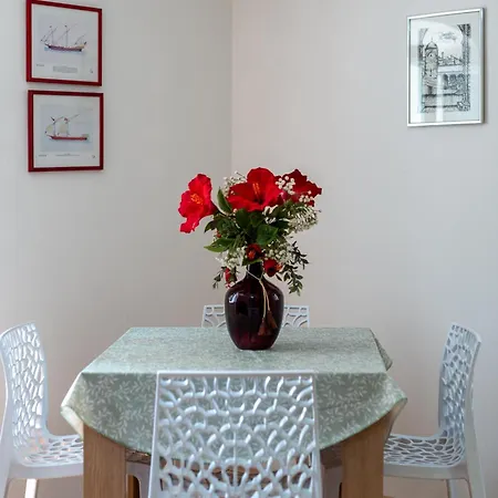 Square View-heritage * Trogir