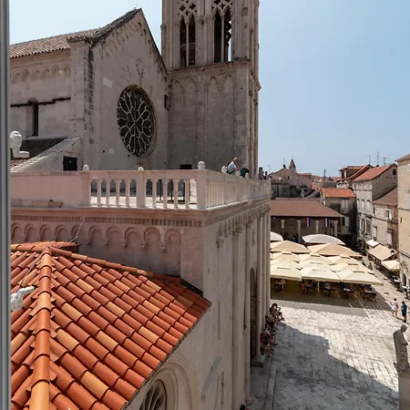 Square View-heritage Daire *