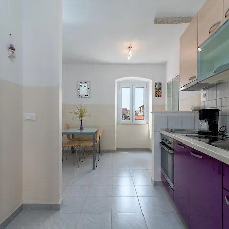 Square View-heritage Daire