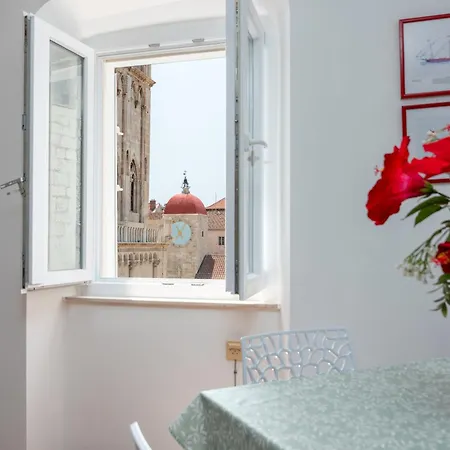Square View-heritage Daire Trogir